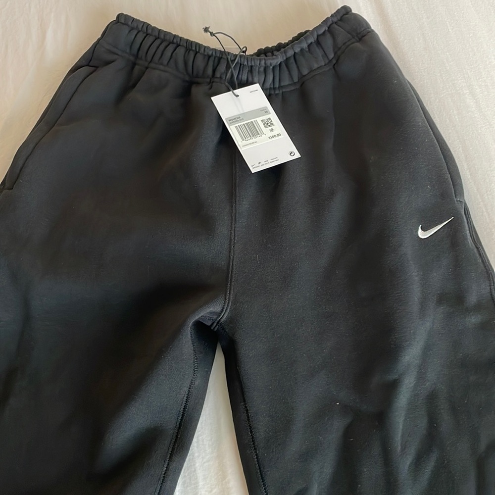 Black Nike sweats